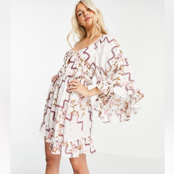 ASOS Design 70s Boho Pink and White Floral Bell Sleeve Ruffle Mini Dress - Picture 4 of 9